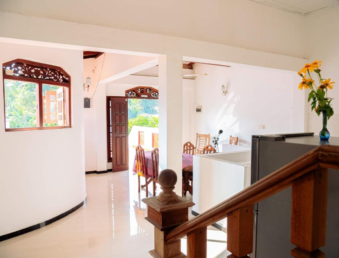 Surfing Guest House Matara Exteriér fotografie