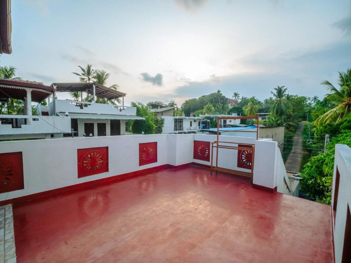 Surfing Guest House Matara Exteriér fotografie